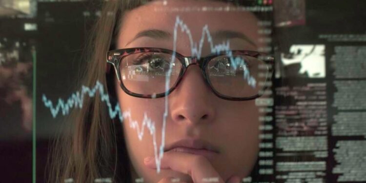 8 Tips To Maintain Mental Clarity When Instability Swirls In The Workplace